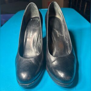 Banana Republic Black 3.5” Heels Womens Size 6 EPC
